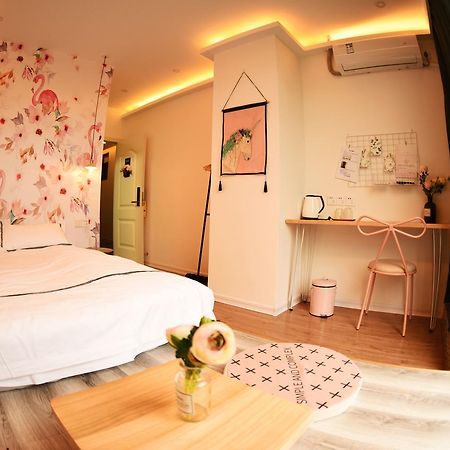 Guilin La Flowers Hostel 外观 照片